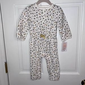 Brand New‎ With Tags “Just For You by Carter’s” romper, size 12M